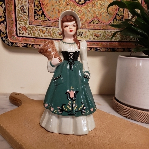 Florence Ceramics Figurine Bud Vase Woman Dutch Irene Marked - Picture 1 of 4